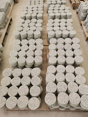 0.01mm Tolerance Silicon Carbide Ceramic Foam Filter Plate για πυρίμαχο υλικό στο χυτήριο